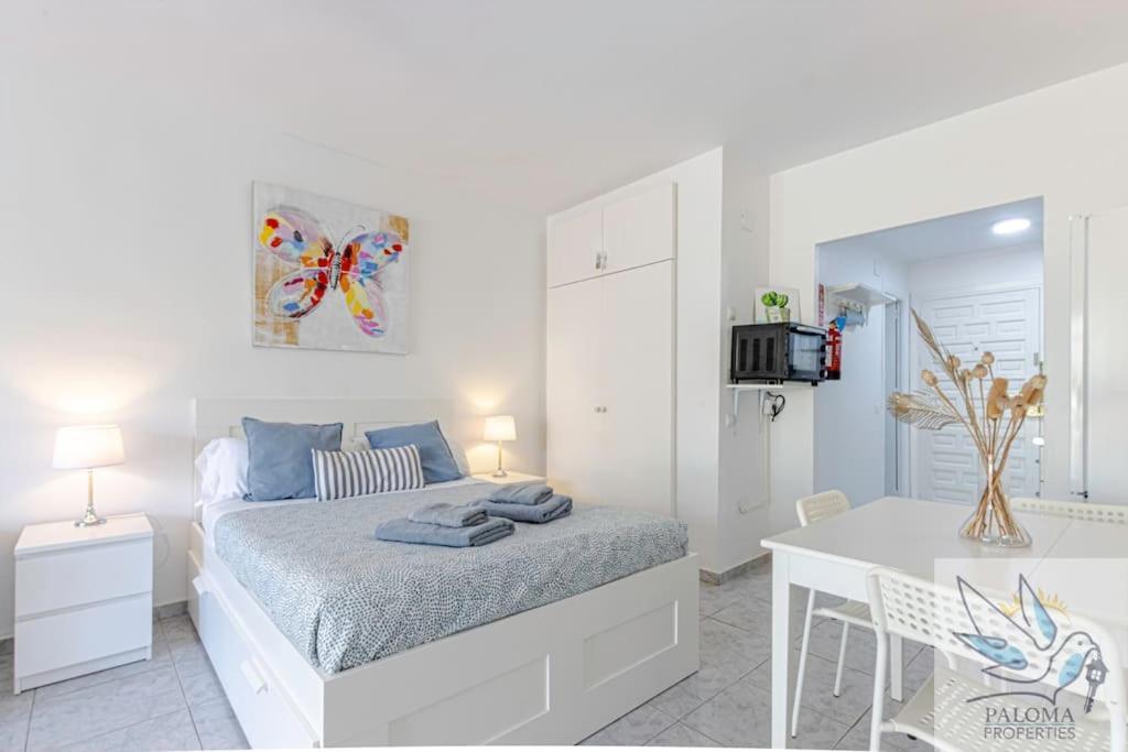 Wonderful Suite In Benal Beach 베날마데나코스타 외부 사진